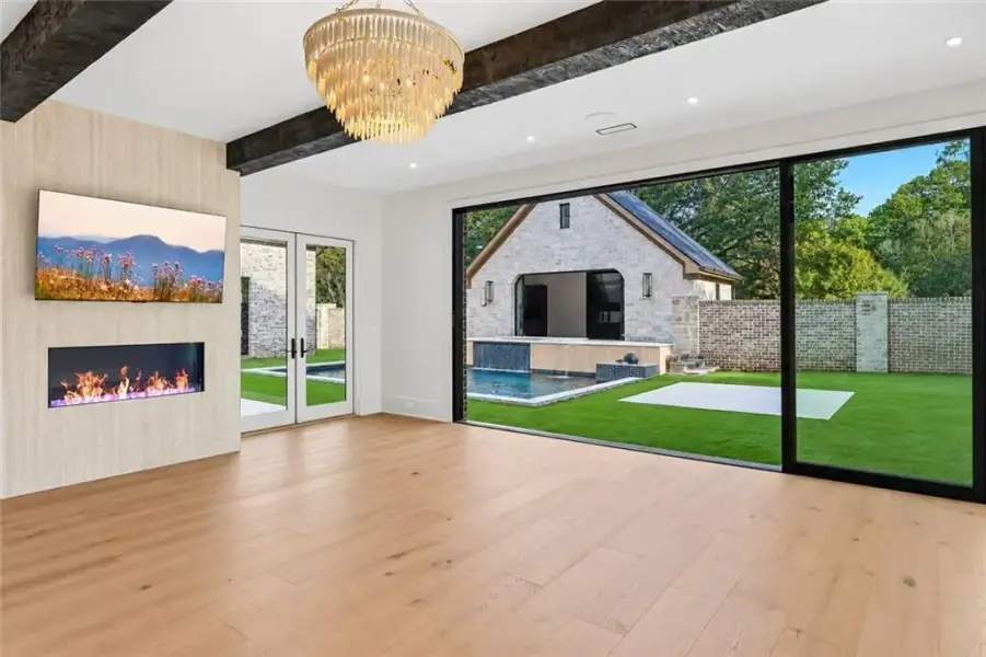 Image 113 of a home in .