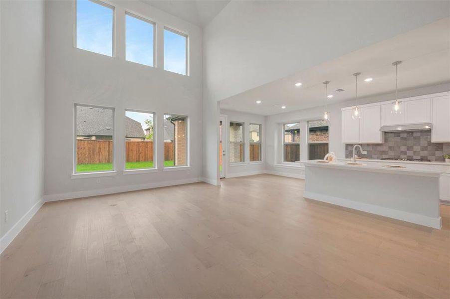 Spacious, unfurnished interior of a new home in Lilyana, Celina (Image 36). Spacious, unfurnished interior of a new home in Lilyana, Celina (Image 36).