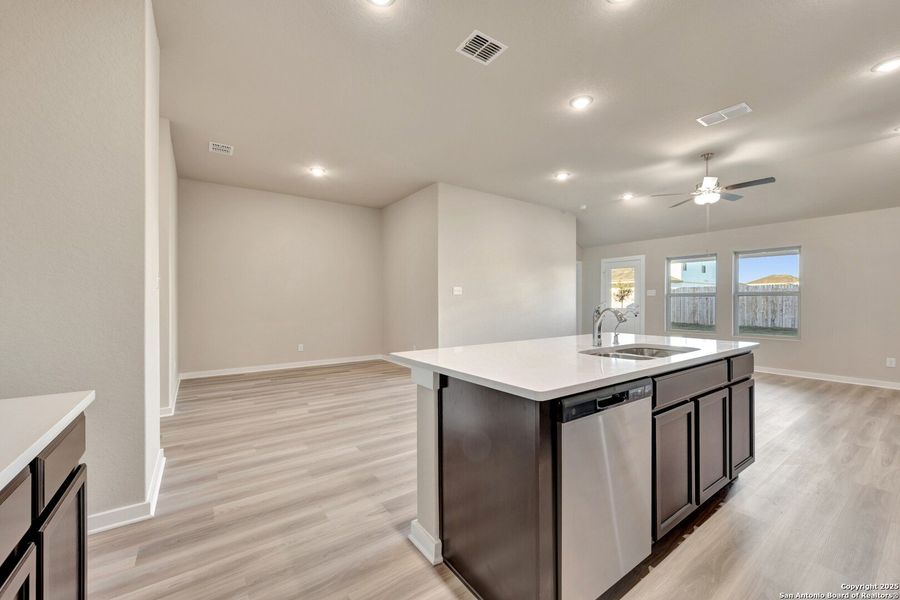 Furnished interior view inside a new home in Winding Brook, San Antonio (Image 6). Furnished interior view inside a new home in Winding Brook, San Antonio (Image 6).