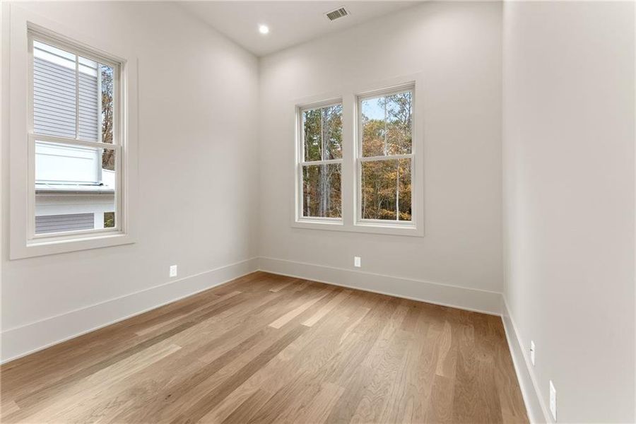Spacious, unfurnished interior of a new home in , Chattahoochee Hills (Image 17).