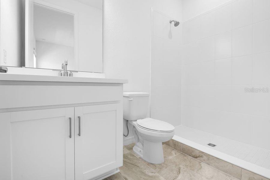 Furnished interior view inside a new home in Ardisia Park, New Smyrna Beach (Image 36).