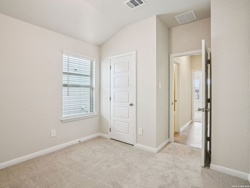 Spacious, unfurnished interior of a new home in Legendary Trails - Premier Series, Cibolo (Image 11).