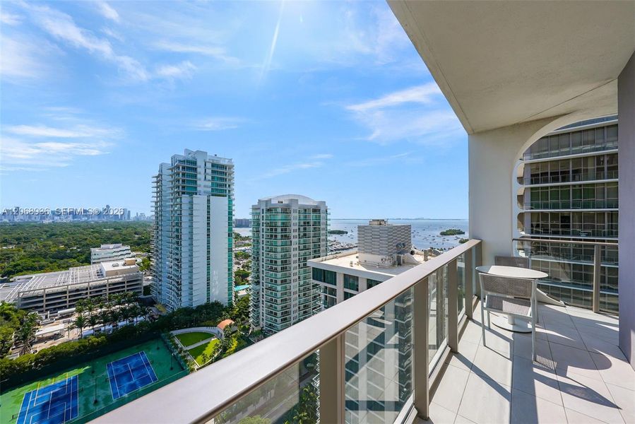 Condo located in Miami, FL showcasing its design and architecture (Image 29). Condo located in Miami, FL showcasing its design and architecture (Image 29).