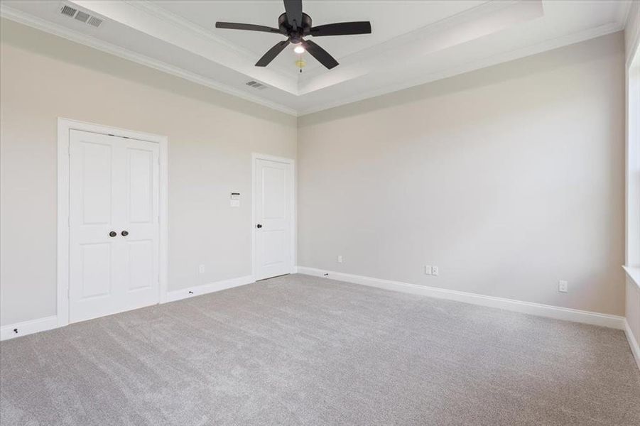 Spacious, unfurnished interior of a new home in , Waco (Image 32). Spacious, unfurnished interior of a new home in , Waco (Image 32).