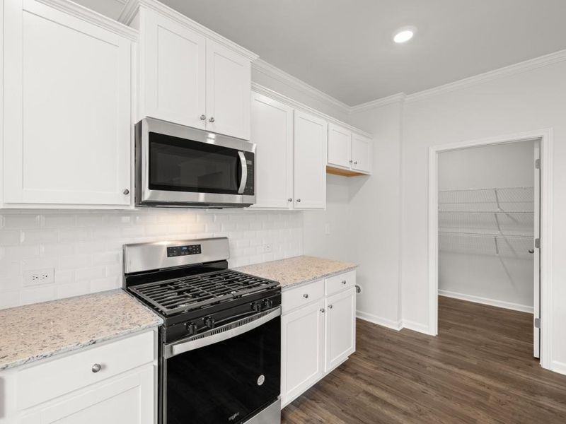 Furnished interior view inside a new home in Thompson Ridge, Dallas (Image 9). Furnished interior view inside a new home in Thompson Ridge, Dallas (Image 9).