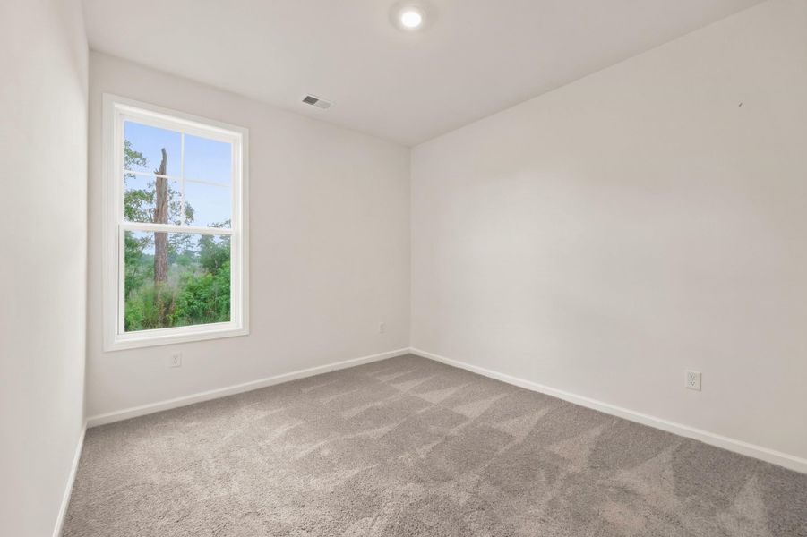 Spacious, unfurnished interior of a new home in Oak Grove, Conway (Image 16).