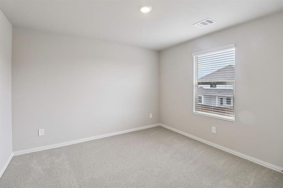 Spacious, unfurnished interior of a new home in Lakehaven - Spring Series, Farmersville (Image 31).