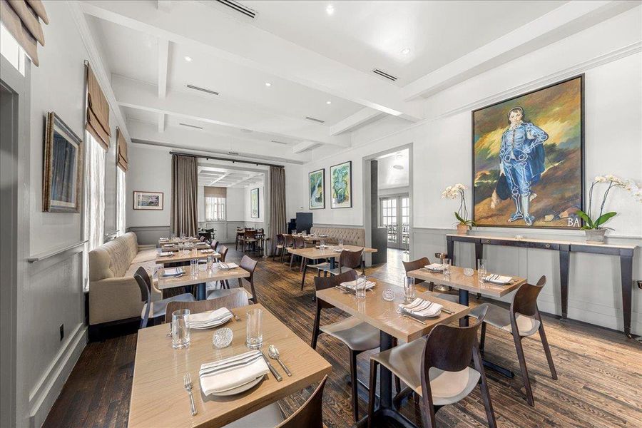 Nearby dining options include celebrated neighborhood restaurants like this one, offering elevated cuisine just minutes from The Linden.