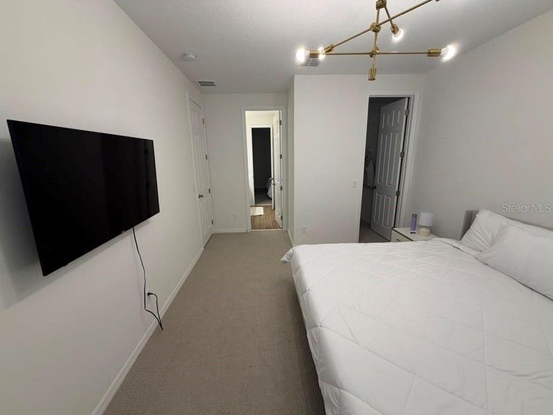 Furnished interior view inside a new home in , Winter Garden (Image 30).