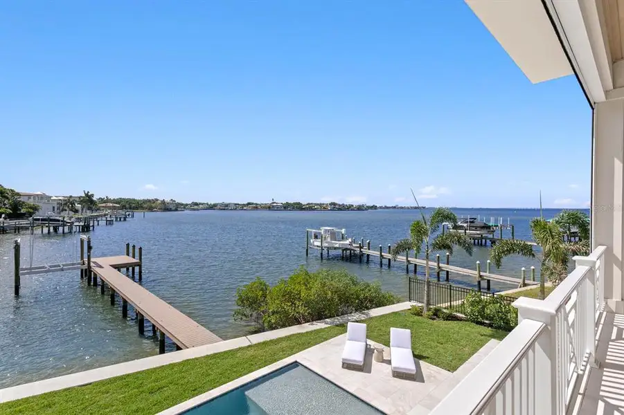 Exterior details and patio area of a home in , Tampa (Image 30).