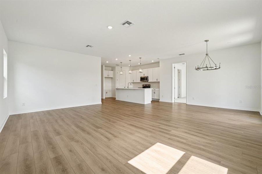 Spacious, unfurnished interior of a new home in Sunbrooke, St. Cloud (Image 28). Spacious, unfurnished interior of a new home in Sunbrooke, St. Cloud (Image 28).