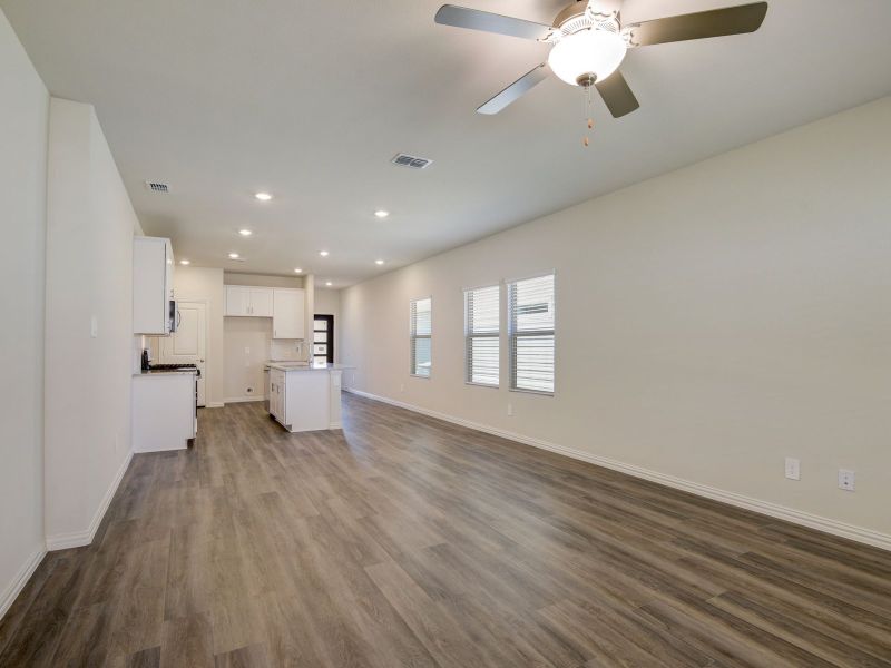 The Carlsbad floorplan with the Distinct 1 interior package.