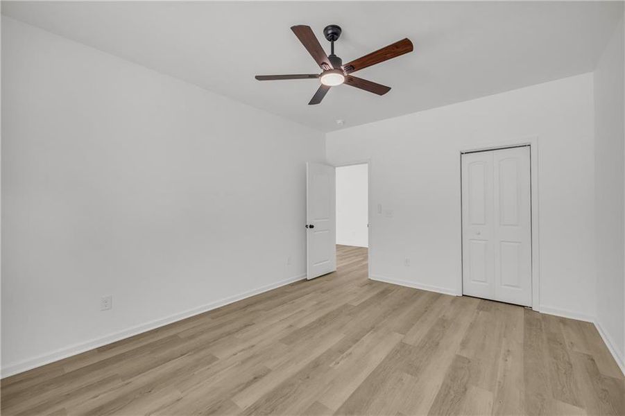 Spacious, unfurnished interior of a new home in , Covington (Image 47).