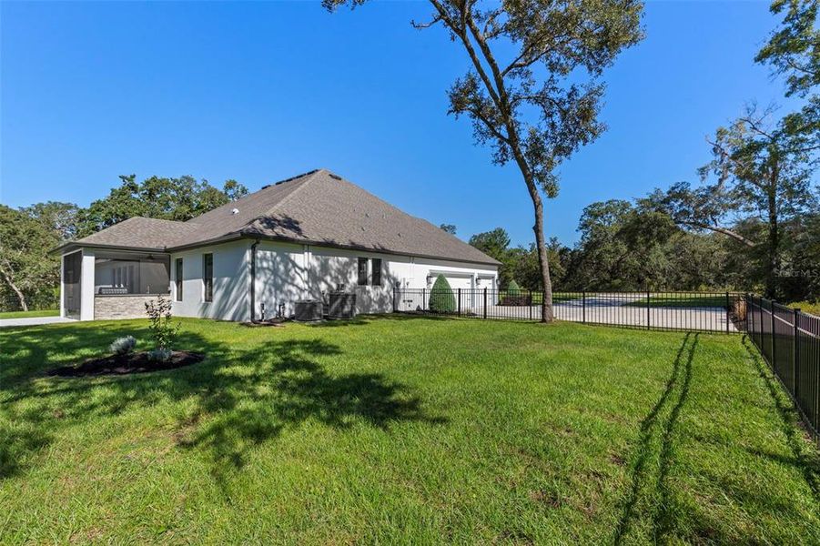 Image 63 of a home in Bella Terra. Image 63 of a home in Bella Terra.
