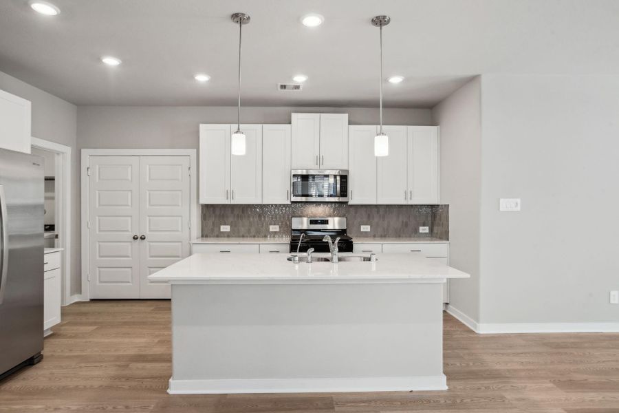 Photo is not of the actual home but is an inspirational photo of builder’s model home and may depict options, furnishings, and/or decorator features that are not included. Photo is not of the actual home but is an inspirational photo of builder’s model home and may depict options, furnishings, and/or decorator features that are not included.