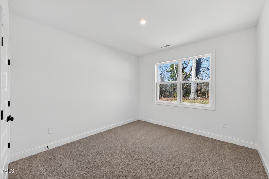 18 -140 w fountainhead lane, interior 18 -140 w fountainhead lane, interior