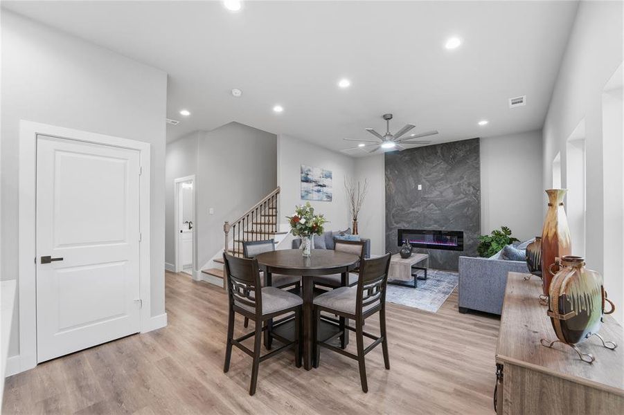 Furnished interior view inside a new home in , Waxahachie (Image 18). Furnished interior view inside a new home in , Waxahachie (Image 18).