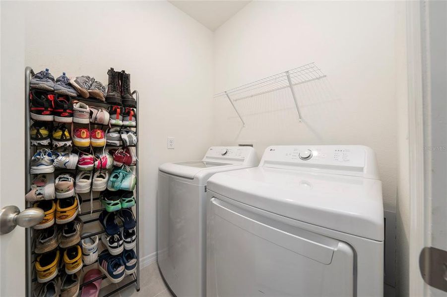 Close-up of interior finishes inside a home in , Davenport (Image 19).