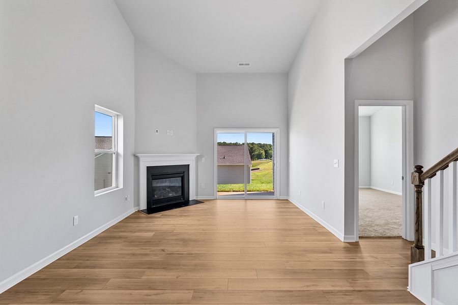 Image 38 of a home in Hanes Lake.