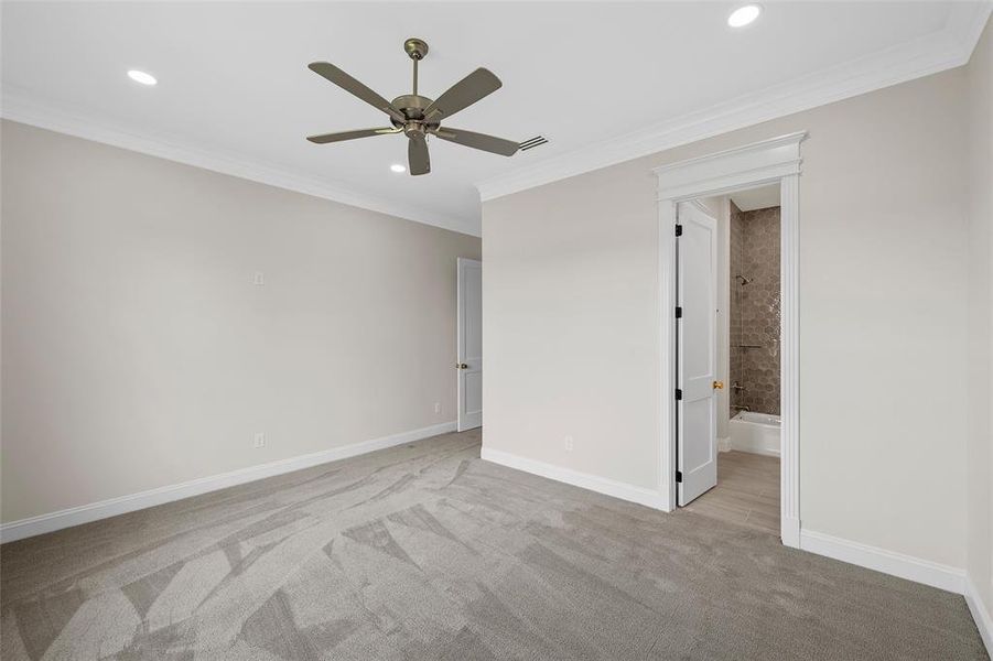 Spacious, unfurnished interior of a new home in , Woodway (Image 26).