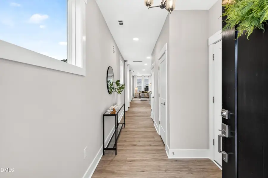 Entry Hallway (Model Home) Entry Hallway (Model Home)