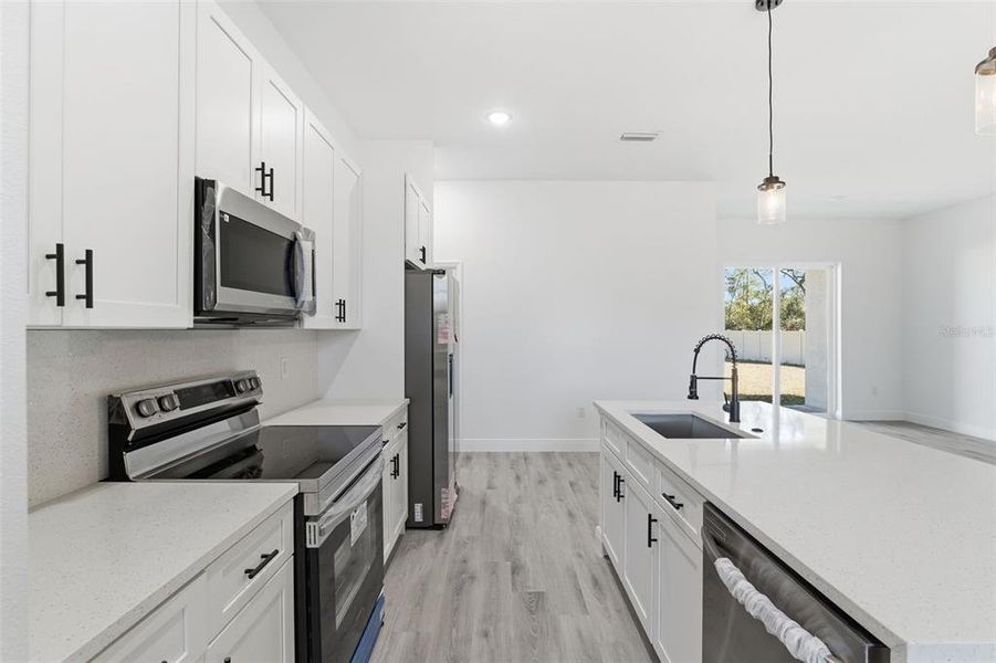 Furnished interior view inside a new home in , Ocala (Image 6).