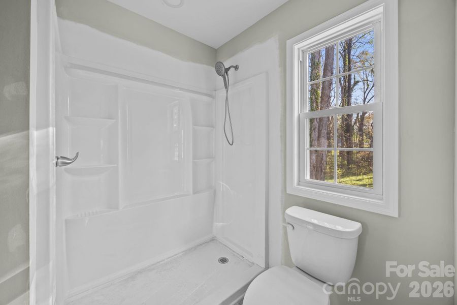 Large Primary shower