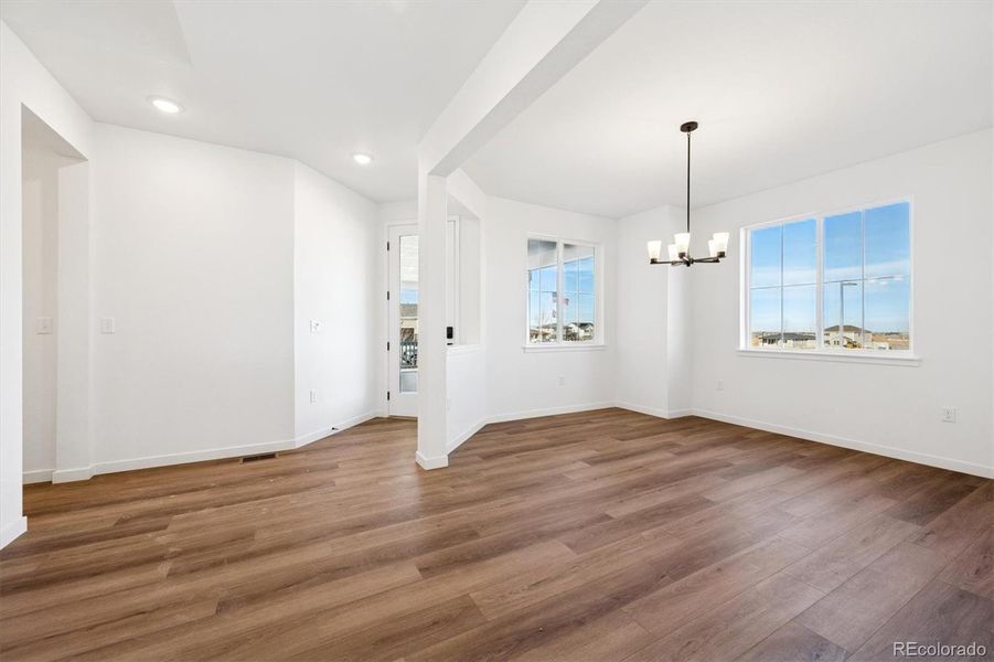 Spacious, unfurnished interior of a new home in Harvest Crossing, Aurora (Image 20). Spacious, unfurnished interior of a new home in Harvest Crossing, Aurora (Image 20).