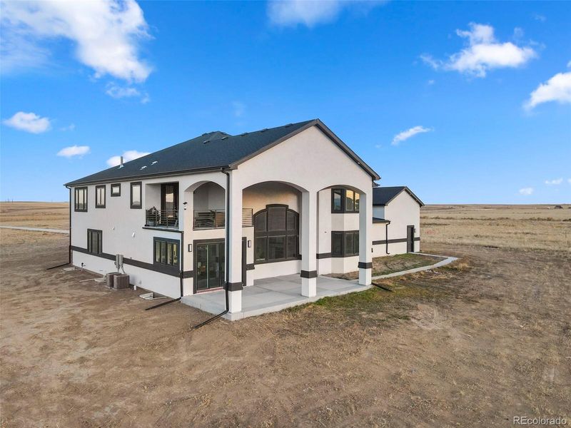 Exterior details and patio area of a home in , Hudson (Image 3).