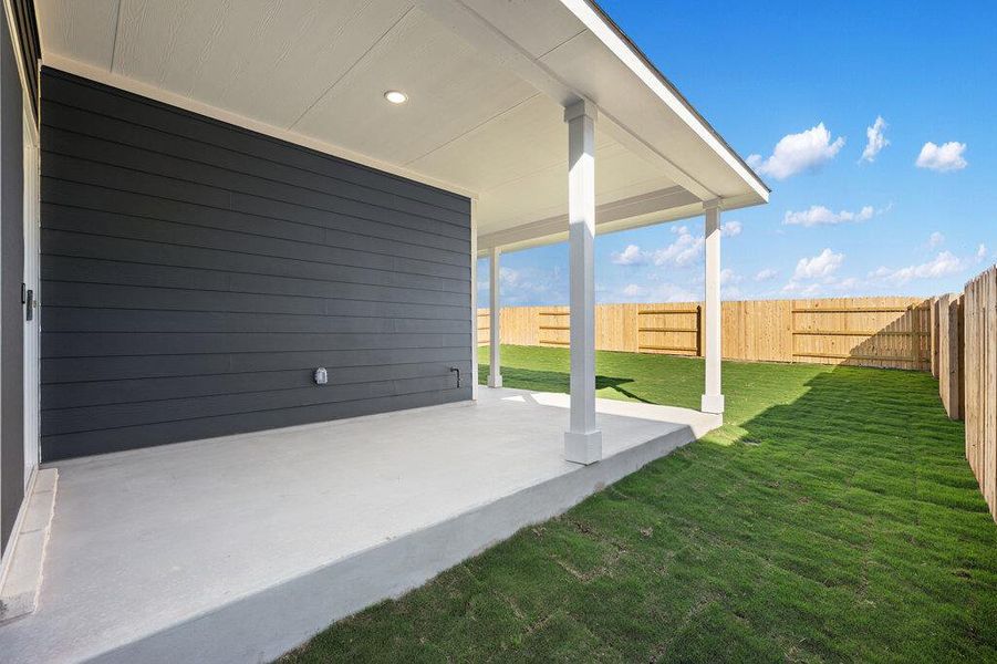 Exterior details and patio area of a home in Patterson Ranch, Georgetown (Image 22).