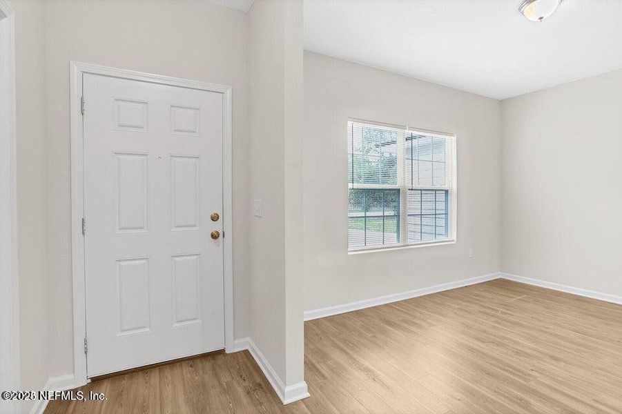 Image 15 of a home in .