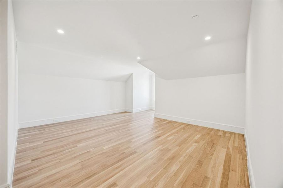 Spacious, unfurnished interior of a new home in , University Park (Image 25).