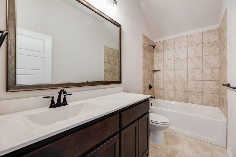 El Dorado-Concept 1937-LD-S-284 Coronado Court-Bath 2-Risewell Homes