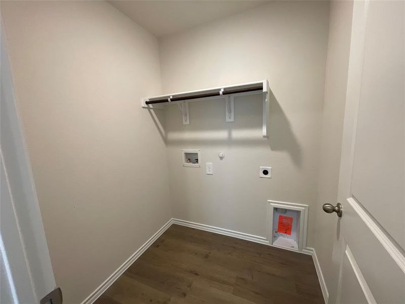 Spacious, unfurnished interior of a new home in Elevon, Lavon (Image 19). Spacious, unfurnished interior of a new home in Elevon, Lavon (Image 19).