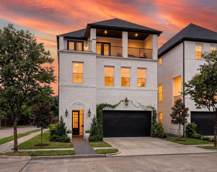 5926 Cottage Grove Lake Dr, Houston, TX 77007 - New Construction Home