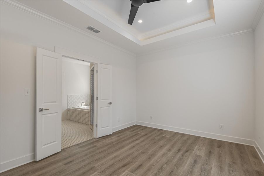 Spacious, unfurnished interior of a new home in , Nacogdoches (Image 29).