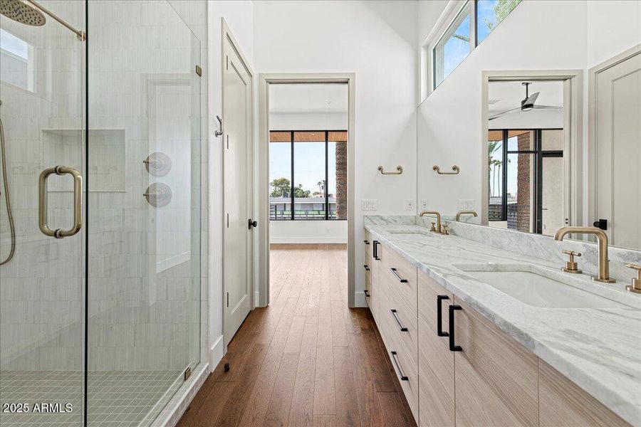 25-6918 E 2nd St 25 25-6918 E 2nd St 25