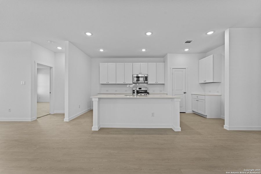 Image 27 of a home in Waterwheel: Coastline Collection.