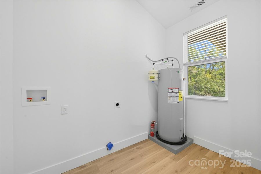 Image 35 of a home in . Image 35 of a home in .