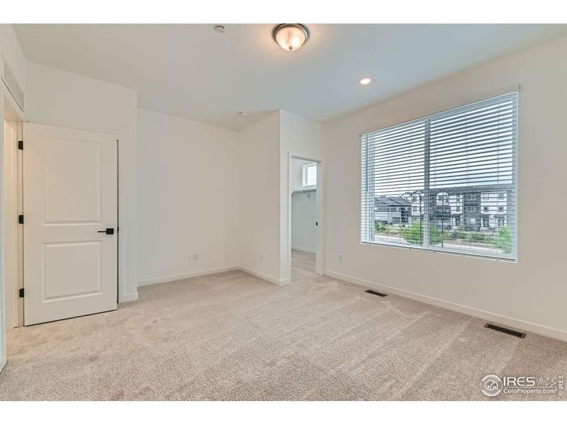 Spacious, unfurnished interior of a new home in Parkside West at Baseline, Broomfield (Image 22). Spacious, unfurnished interior of a new home in Parkside West at Baseline, Broomfield (Image 22).