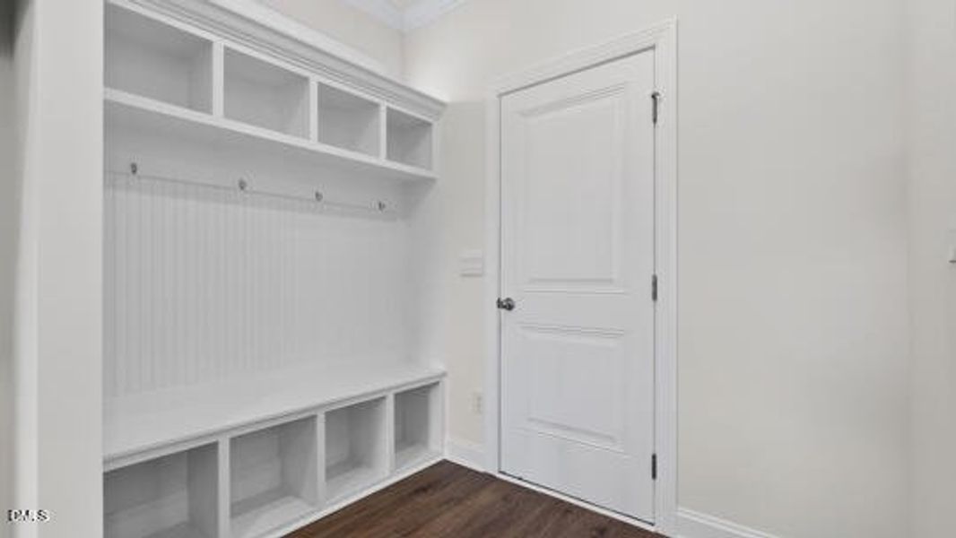 Manors at Haywood Glen_Lucas G_306_White