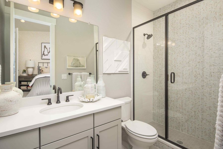 Plan C652 Guest Bathroom Photo by American Legend Homes