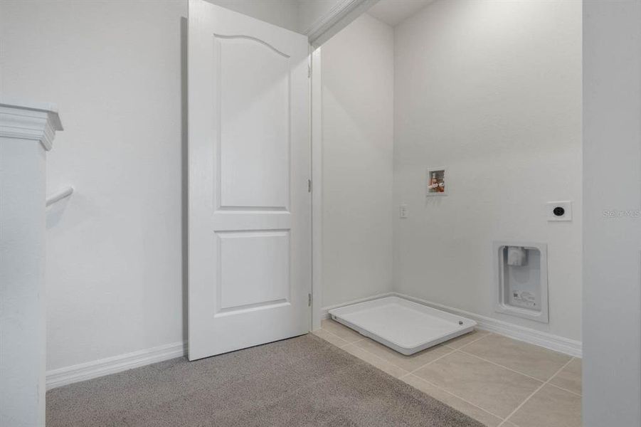 Spacious, unfurnished interior of a new home in Brentwood, Davenport (Image 17). Spacious, unfurnished interior of a new home in Brentwood, Davenport (Image 17).