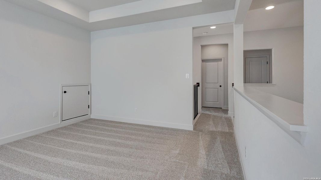 Spacious, unfurnished interior of a new home in Corley Farms, Boerne (Image 22). Spacious, unfurnished interior of a new home in Corley Farms, Boerne (Image 22).