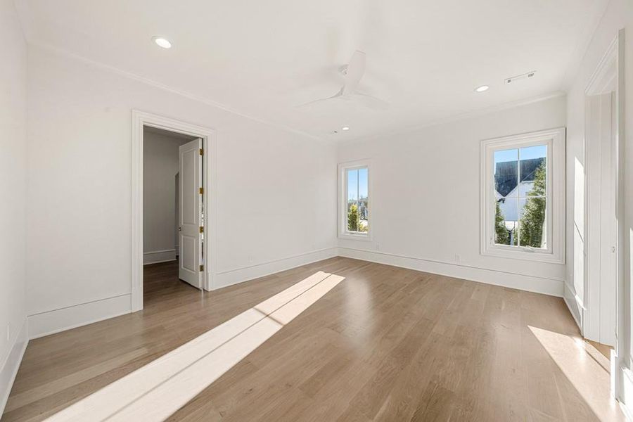 Spacious, unfurnished interior of a new home in , Milton (Image 99).