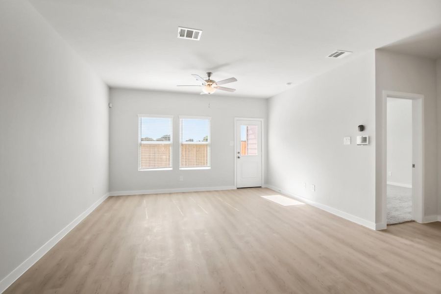 Spacious, unfurnished interior of a new home in The Villages at Westpointe, Dayton (Image 13). Spacious, unfurnished interior of a new home in The Villages at Westpointe, Dayton (Image 13).