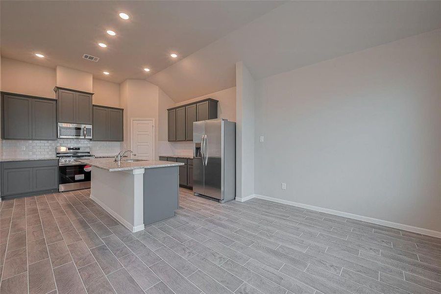 Furnished interior view inside a new home in River Ranch, Dayton (Image 6).