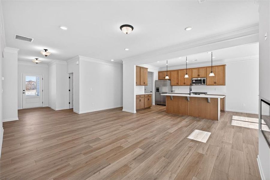 Spacious, unfurnished interior of a new home in Jones Ridge, Dallas (Image 47).