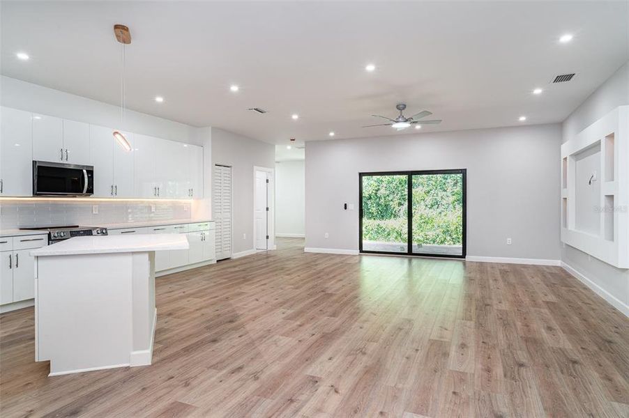 Furnished interior view inside a new home in , Sarasota (Image 4).