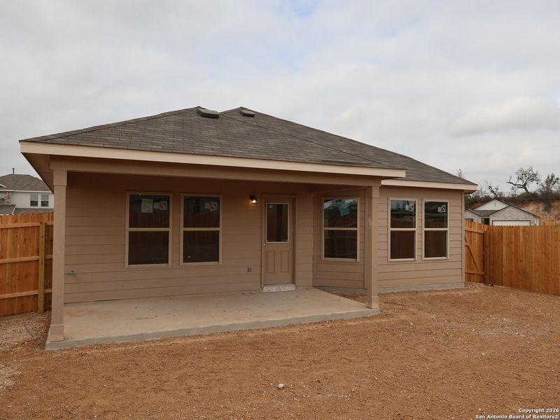 Exterior details and patio area of a home in Agave, San Antonio (Image 3).